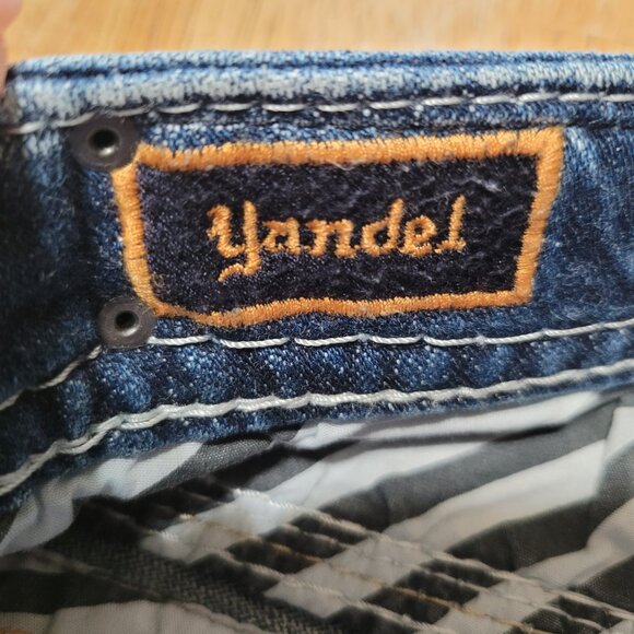 Rock Revival Yandel Mid Rise Crop Straight Distressed Denim Jeans Women Size 26 - Picture 7 of 10